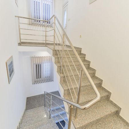 Apartments In House Liveric In Vir At The Beach Exterior foto